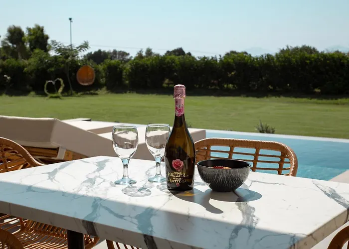 Aphrodite Luxury With Private Heated Pools & Jacuzzis Città di Kos