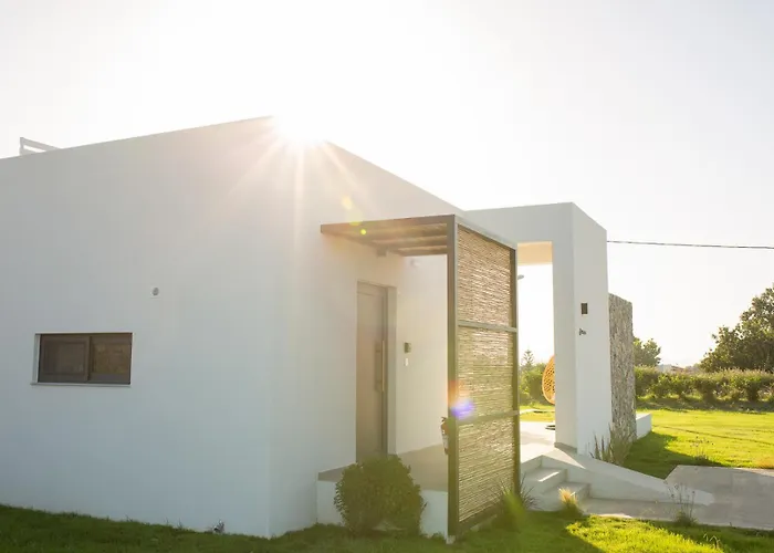 Vila Aphrodite Luxury With Private Heated Pools & Jacuzzis *