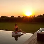 빌라 Aphrodite Luxury Suites-private Heated Pool & Jacuzzi *