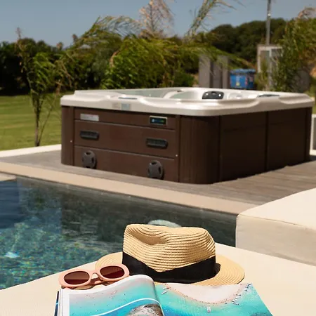Aphrodite Luxury & Suites-private Heated Pool & Jacuzzi Villa