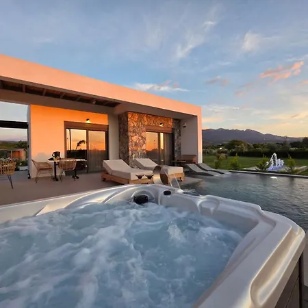 Aphrodite Luxury & Suites-private Heated Pool & Jacuzzi Villa