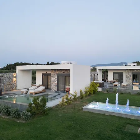 Aphrodite Luxury & Suites-private Heated Pool & Jacuzzi 别墅