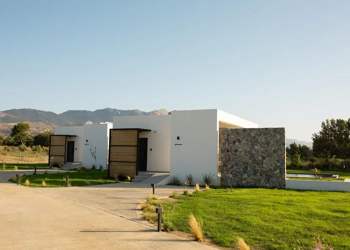 Villa Aphrodite Luxury Suites, Private Heated Pool & Jacuzzi -romantic Escape For Couples