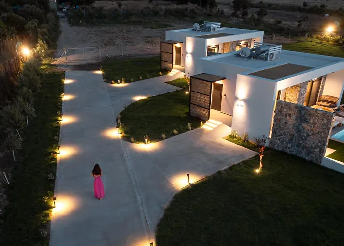 Aphrodite Luxury Suites, Private Heated Pool & Jacuzzi -romantic Escape For Couples Cós