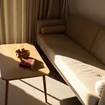 Aphrodite Luxury Suites-private Heated Pool & Jacuzzi Villa İstanköy