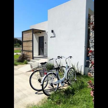 Villa Aphrodite Luxury - Private Heated Pool & Jacuzzi