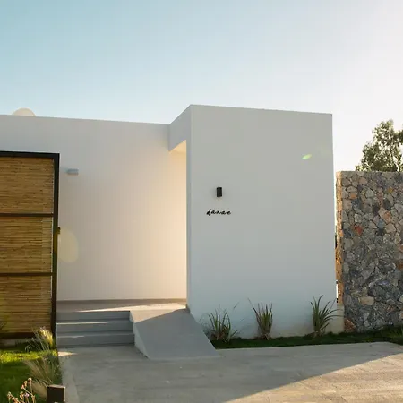 Aphrodite Luxury With Private Heated Pools & Jacuzzis *