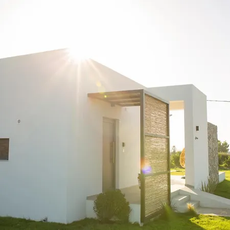 Vila Aphrodite Luxury With Private Heated Pools & Jacuzzis *